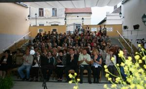 Obiskovalci na tribunah novega prizorišča